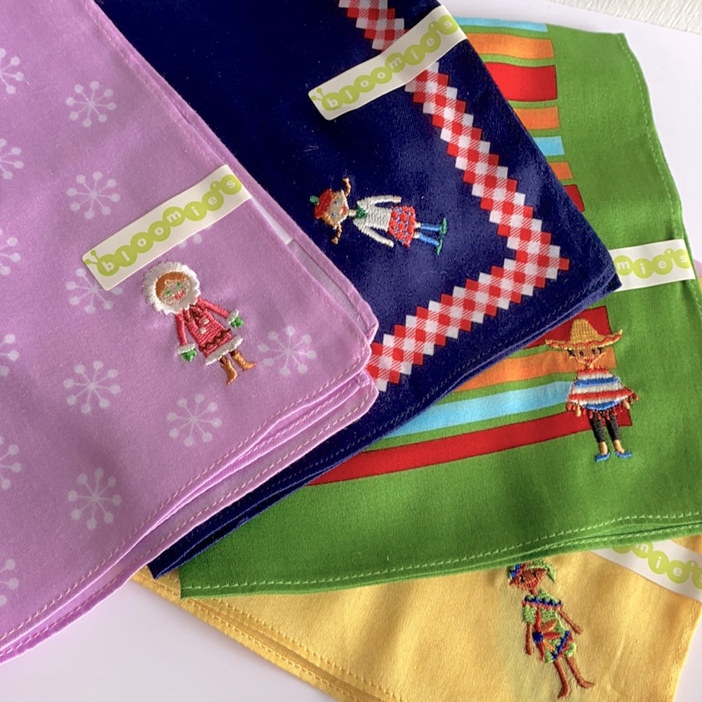 Bloomie’s Handkerchief/Scarf Bundle - Picture 6 of 9